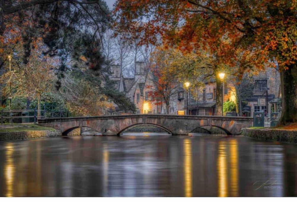 Beautiful Cotswold Couples Retreat Villa Bourton-on-the-Water Eksteriør bilde